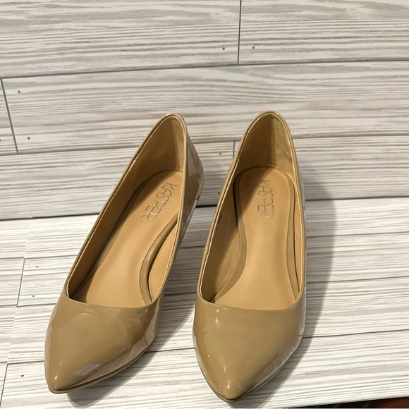 KASPER Nude Heels Sz 8.5 M NWOT - Picture 2 of 2